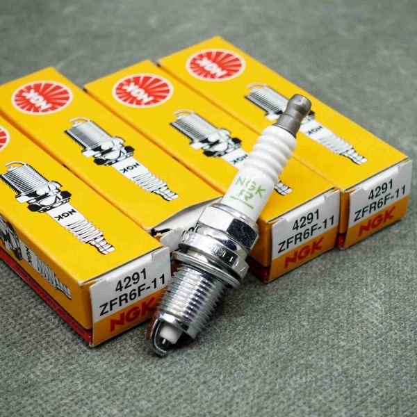 Velas de ignição NGK F20A4, F18B2, F20B6
