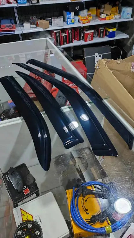 Chuventos Honda Ek Sedan Conjunto de 4 Escuros