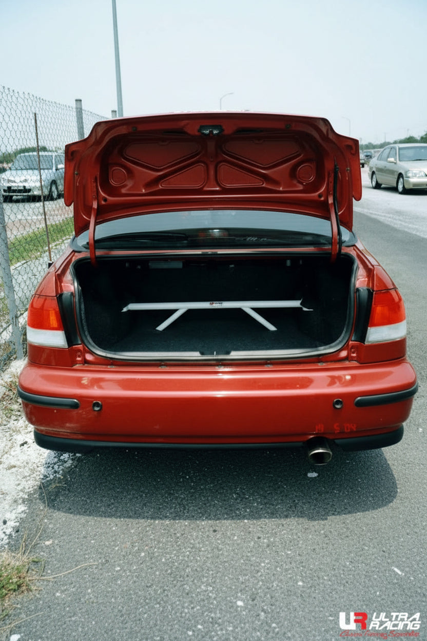 Barra estabilizadora traseira de 4 pontos em aço branco para Honda Civic Del Sol Integra Ultra Racing
